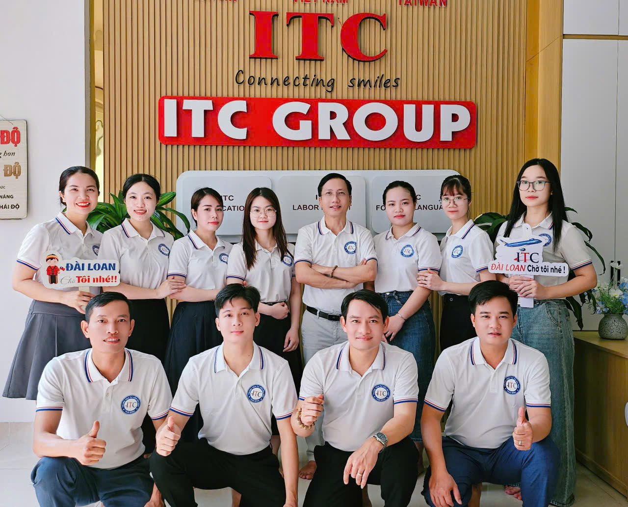Đội ngũ ITC Group tại văn phòng Hưng Yên